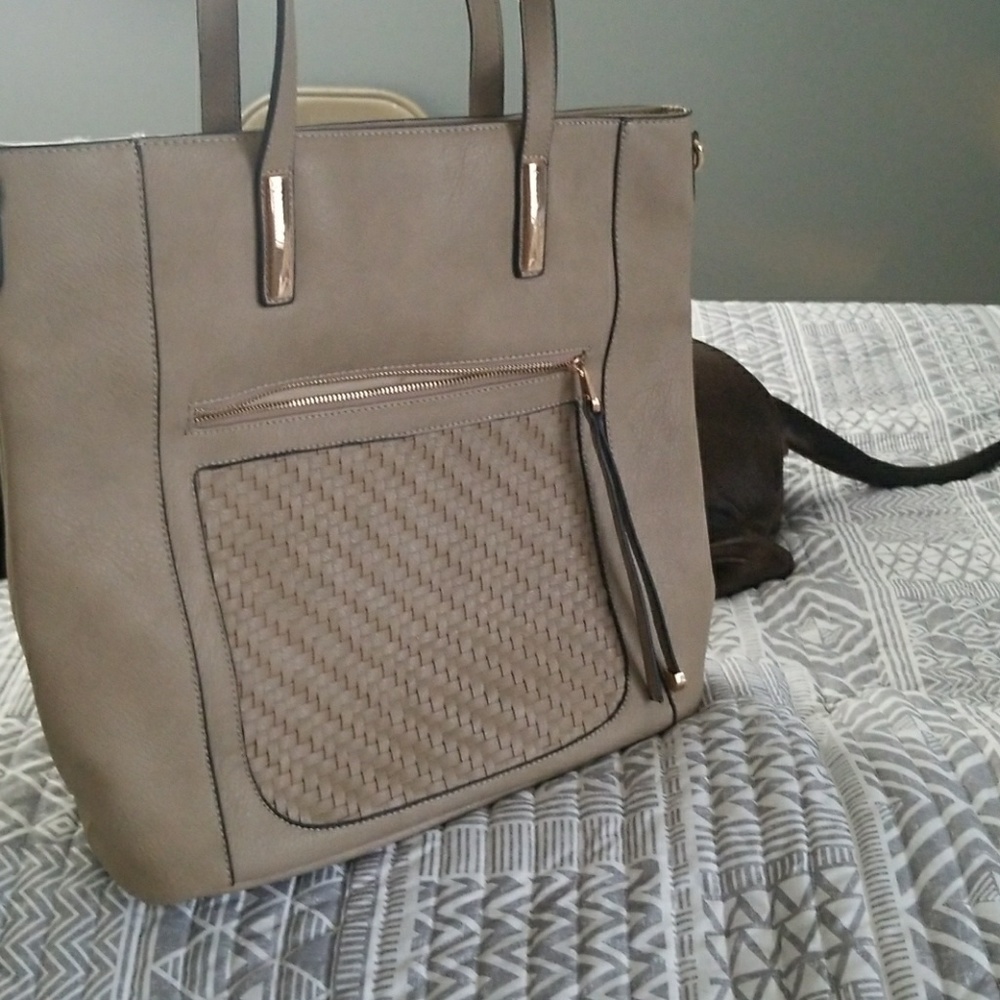 Purse - Picture 2 of 2
